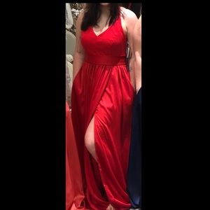 Red Vera wang bow back prom dress